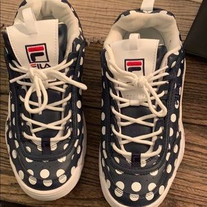 polka dot fila shoes
